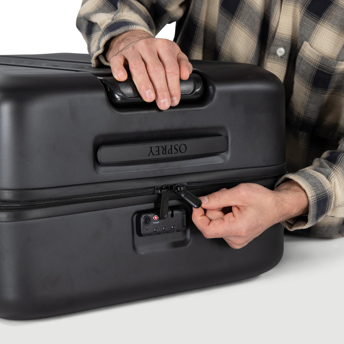 Osprey Ozone 30"/100L Hardside Luggage